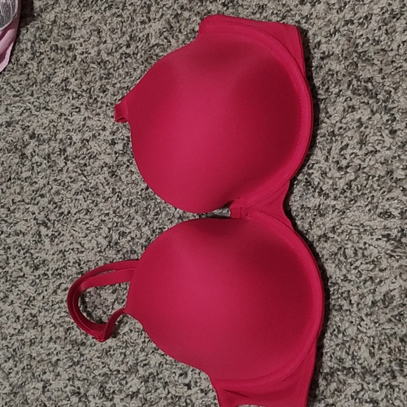 38B Pink Victoria Secret red bra - Picture 2 of 5